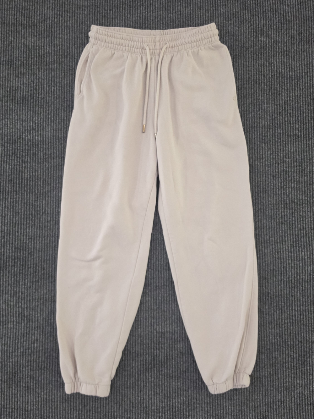 H&M Light Cream Jogger Sweatpants with Drawstring Size Medium